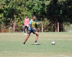 Gustavo Vilar durante treino do Botafogo-SP — Foto: João Victor Cristovão / Agência Botafogo