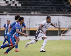 Lance de Jacareí x Comercial na Série A4 — Foto: Bárbara Pires/Comercial FC