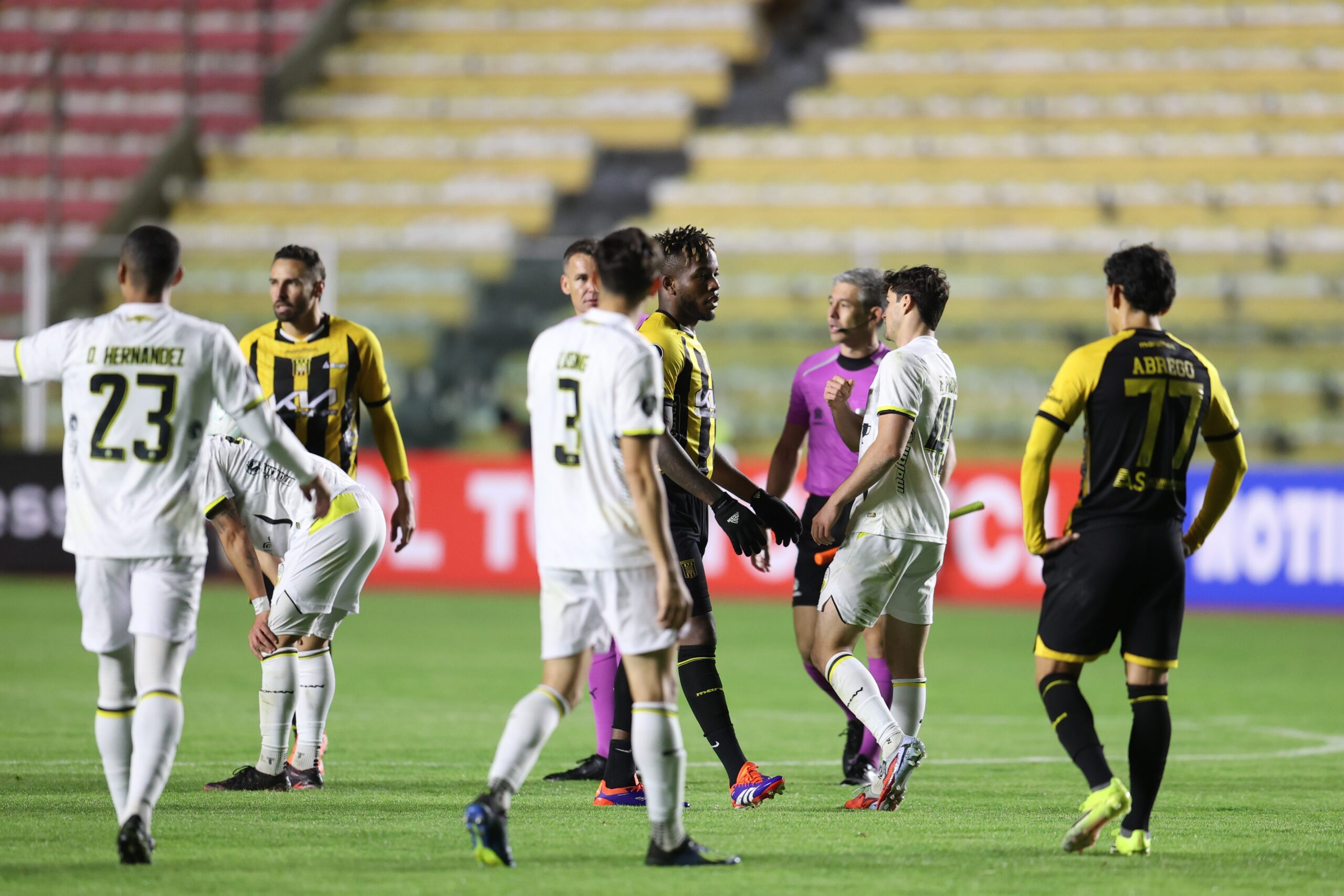 The Strongest x Deportivo Táchira - Libertadores 2026 — Foto: Luis Gandarillas/EFE