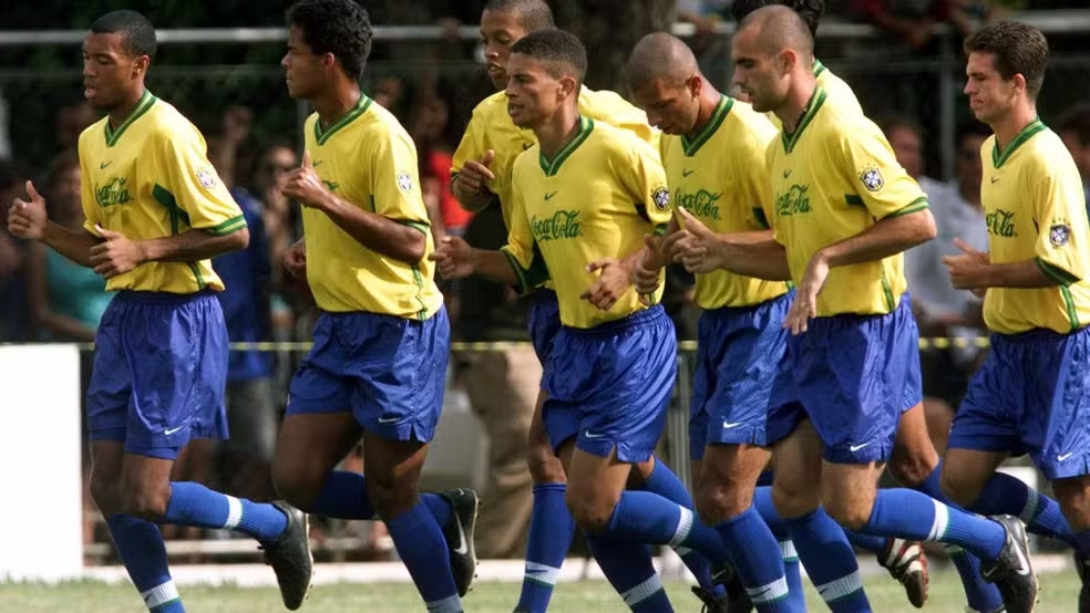 Lucas (o primeiro à esquerda) na seleção olímpica